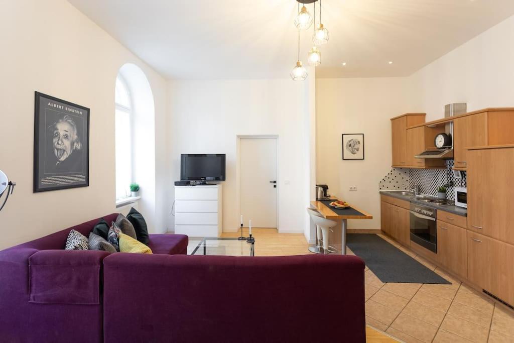 Charming & Authentic Vienna Flat - Central Located Apartment Luaran gambar