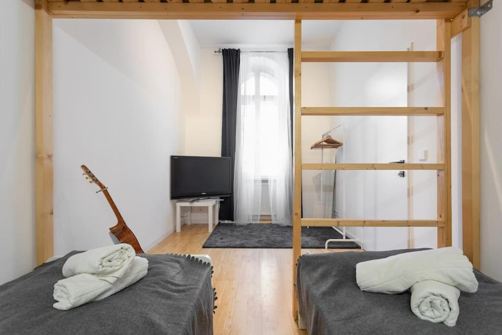 Charming & Authentic Vienna Flat - Central Located Apartment Luaran gambar